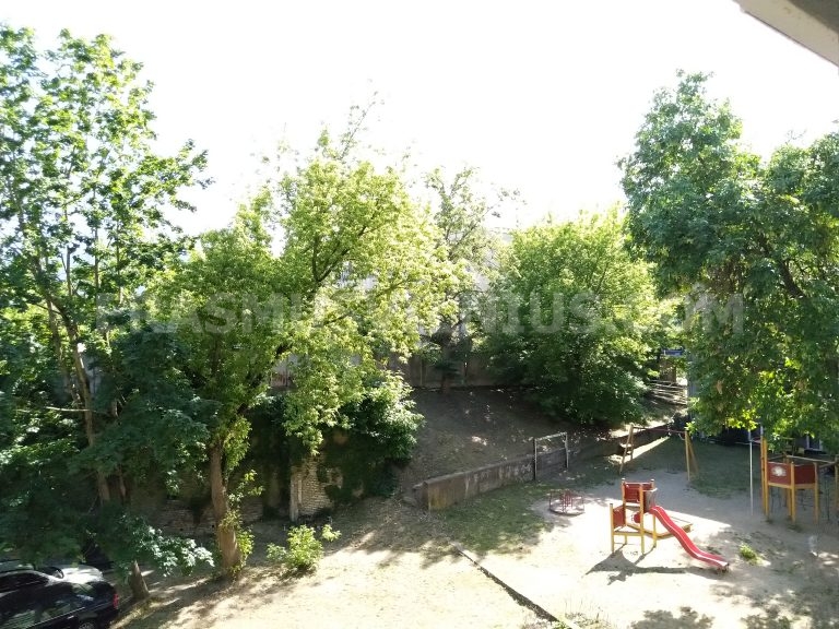 Entrada y zapatero en Piso 1, casco antiguo de Vilna